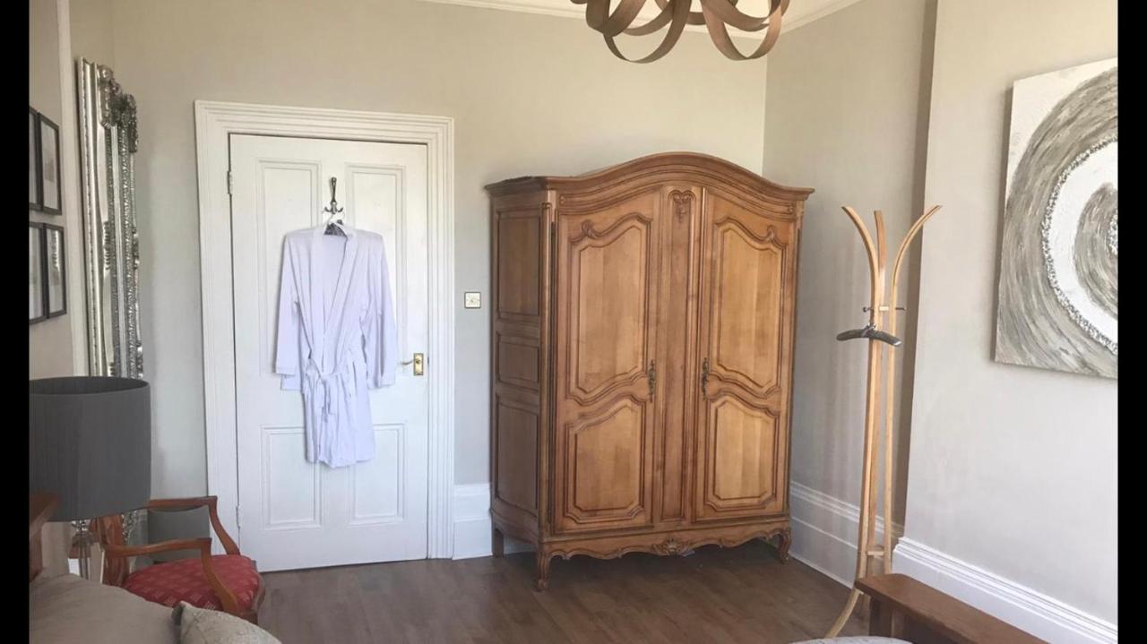 The Leas View Apartment Фолкстон Екстериор снимка